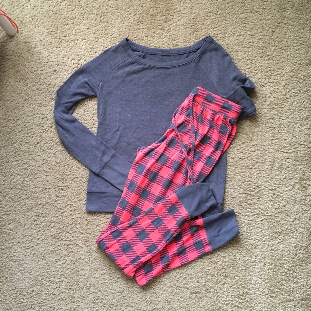 Grey and pink pj set